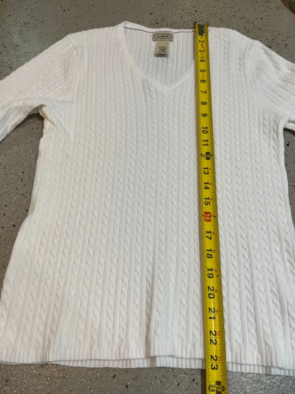 LL BEAN LIGHTWEIGHT THREE QUARTER SLEEVE CABLE KNIT V NECK SWEATER WHITE SIZE S